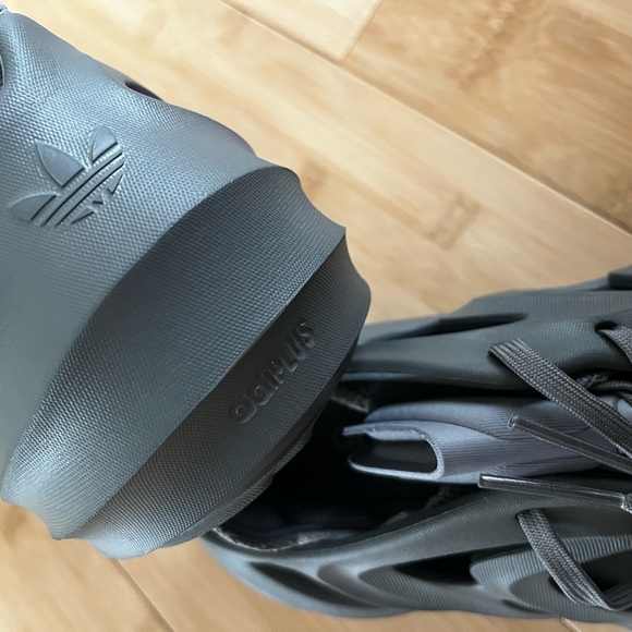 Adidas Adifom Q - Picture 4 of 6